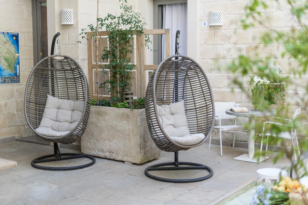Palazzo Dei Dondoli Bed & Breakfast Lecce Exterior photo